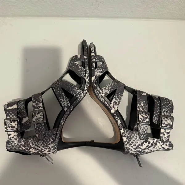Vince Camuto Frenton Starlight Snake Print Cage Sandals Pewter Gray White 9 - Image 6