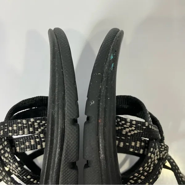 Chacos Zvolv x‎ 2 sandals black & white size 9 - Image 9