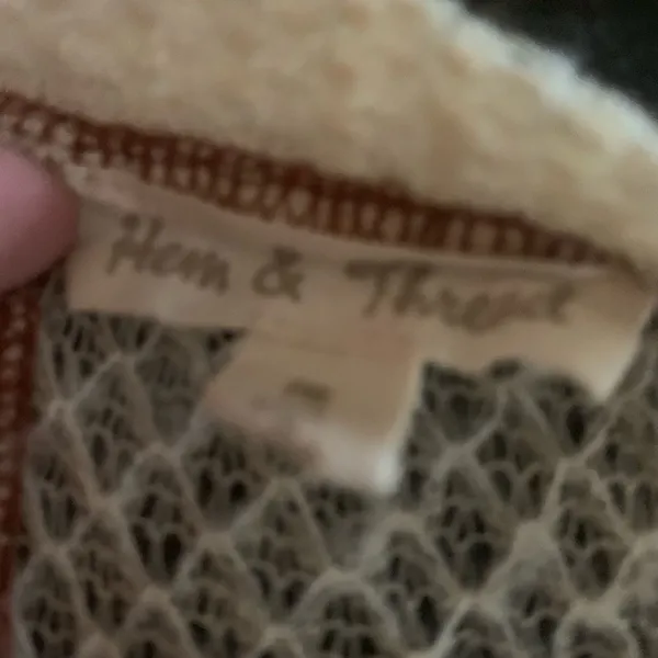 Hem & Thread Top - Image 4
