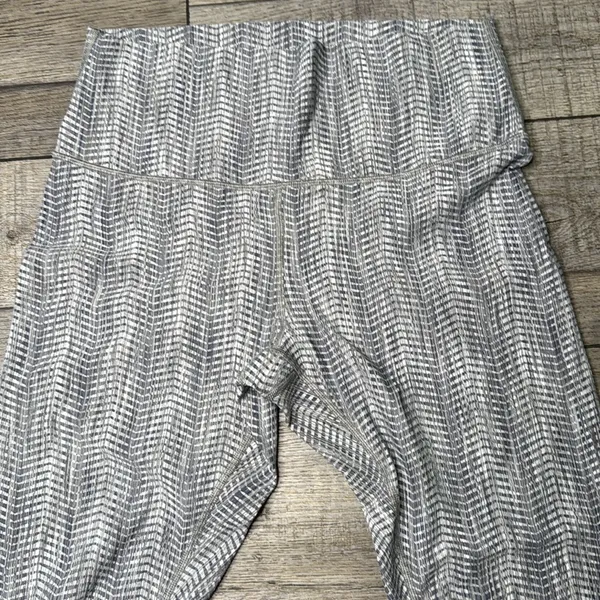 Lululemon Athletica Herringbone Leggings - Image 7