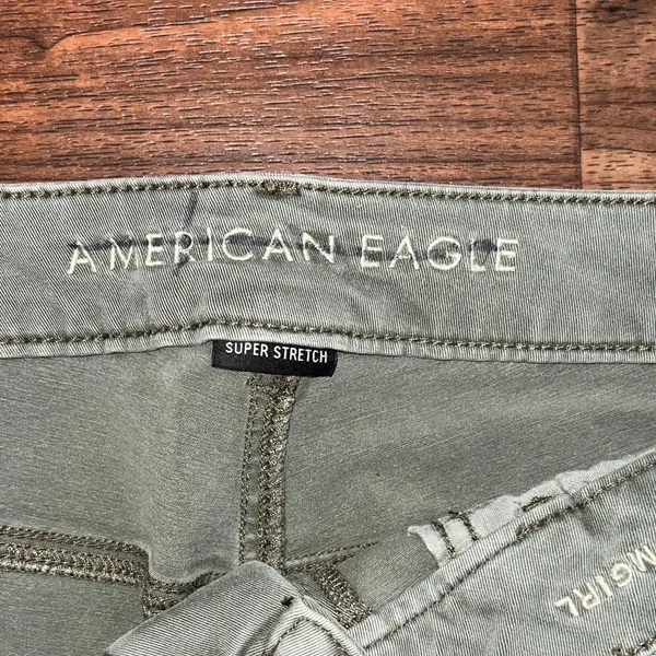 American Eagle Outfitters Light Green Cropped Jeans - Image 2