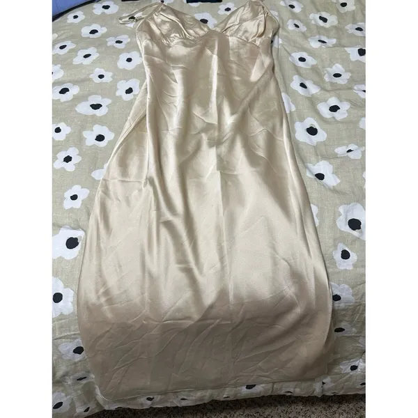 Abercrombie and fitch satin maxi dress - Image 5