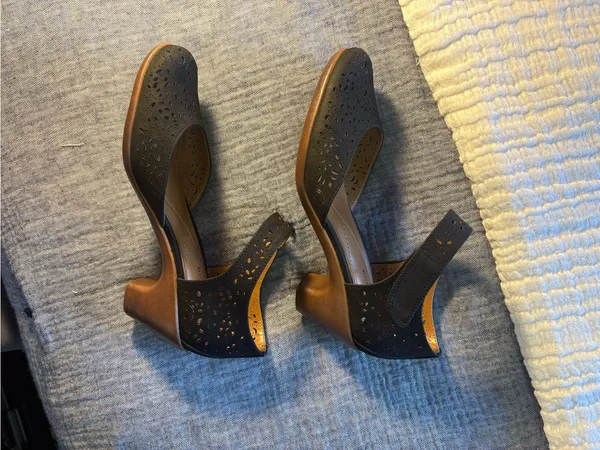Easy Spirit Cindie Mary Jane pump 
Size 6 - Image 4