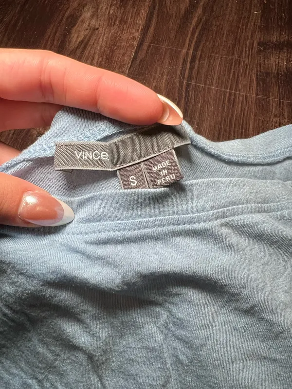 Vince Light Blue 3/4 Long Sleeve size Small - Image 3