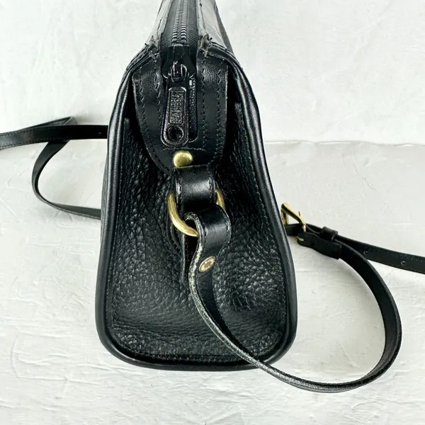 Dooney & Bourke Vintage Pebbled Leather Crossbody Bag Black P19 - Image 4