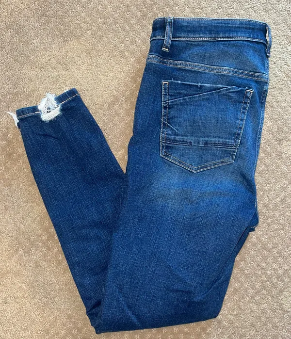 Buckle Parker Jeans - Image 2