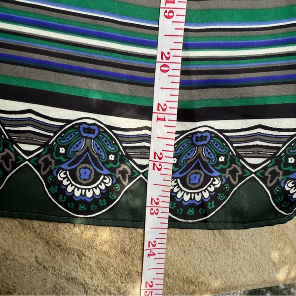 Laundry By Shelli Segal Paisley blouse Top - Blue and Black size 6 - Image 10