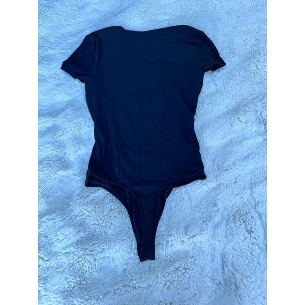 Abercrombie & Fitch Black Short Sleeve Bodysuit Size S Fitted Basic - Image 2