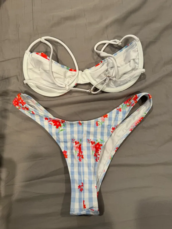 White Fox Bottom Boutique Bikini - Image 4