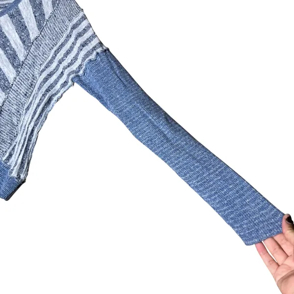Free People Striped Knit Button Front Cropped‎ Cardigan Sweater Women's Size 6 - Image 3