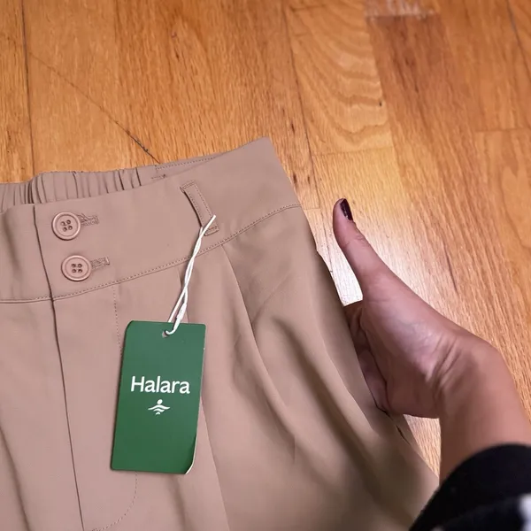Halara Flex High Waisted Zipper Pocket Shirred Straight Work Pants Beige S NWT - Image 9