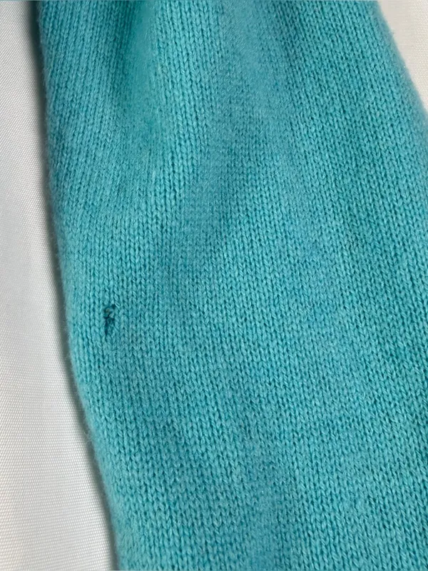 Old Navy Vintage Y2K Light Blue 100% Cashmere Scooped Neck Sweater Women's Sz S - Image 7