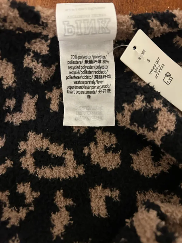 NWT Victoria’s Secret PINK Fuzzy Leopard Print Tank Top - Image 7
