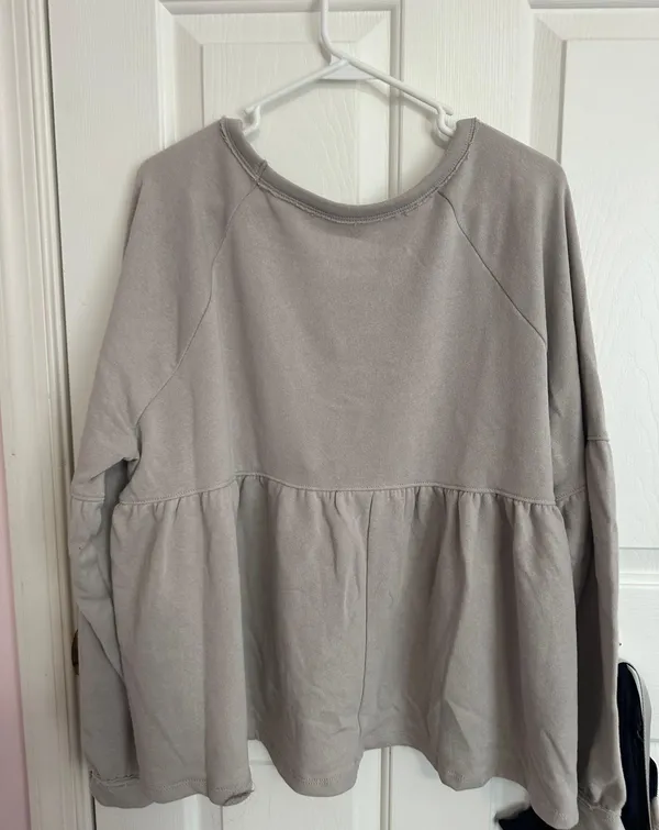 Soft Crewneck Size L - Image 2