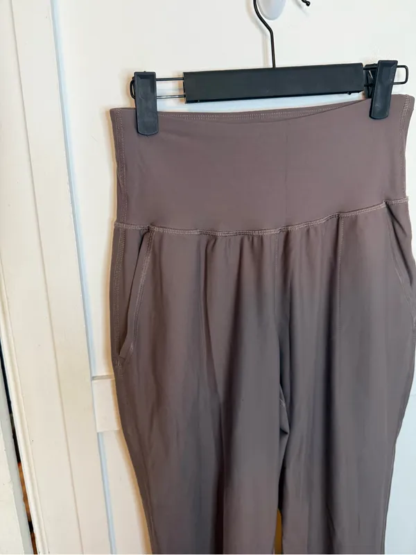 Old Navy Mythical High Rise Powersoft Joggers - Image 7
