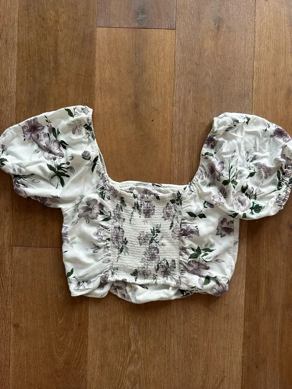 Purple Floral Volcom Crop Top - Image 3