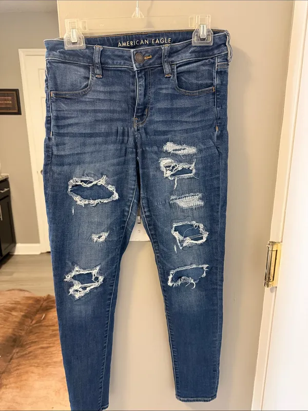 American Eagle Next Level Stretch Distressed Jeggings Sz 6R / Medium Wash - Image 3