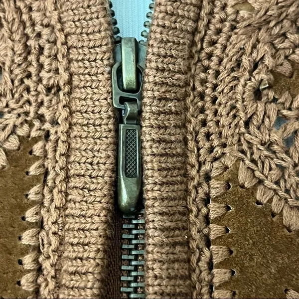 Vintage Y2K Lisa International Sweater Jacket Camel Suede / Crochet Knit XL - Image 6