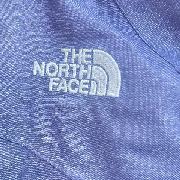 North Face HyVent Ski Jacket Purple with hoodie Medium - Image 6