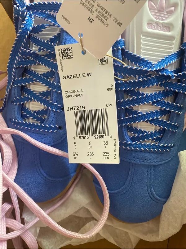 adidas Women’s Blue and Pink Suede Retro Trainers - Image 2