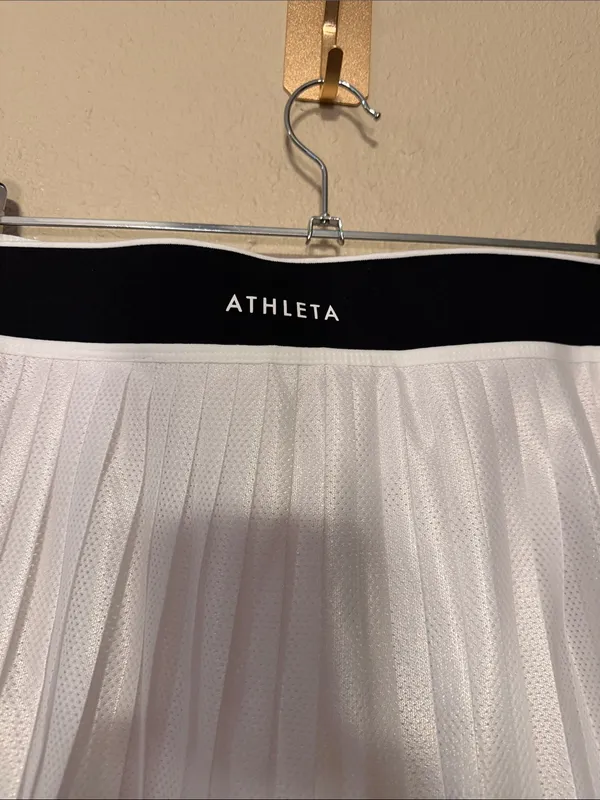 Athleta Pinnacle White Pleated Skort Tennis Pickleball Golf Size Medium - Image 8