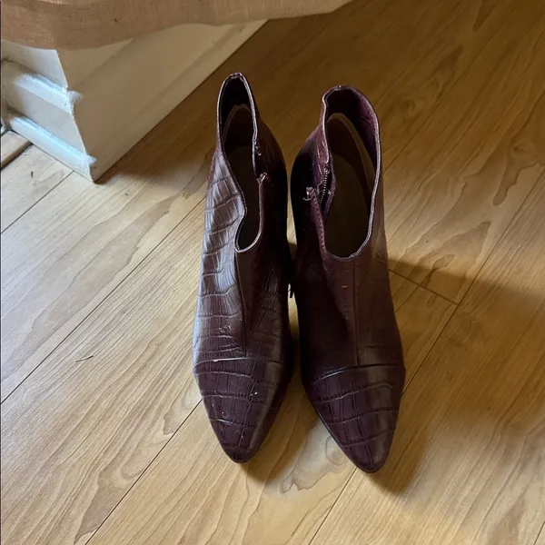 Pour La Victoire Croc-Embossed Pointed Ankle Boots in Burgundy - Image 2