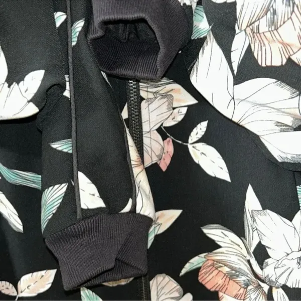 Decree Floral Print Bomber Jacket(Size Medium) - Image 5