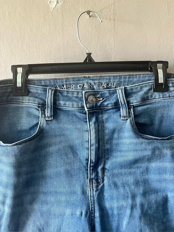 American Eagle Super Hi Rise Jeggings Size 10 - Image 2