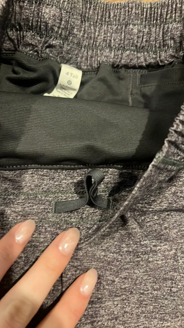 Lululemon Hotty Hot Shorts 4” TALL - Image 5