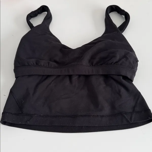 Lululemon Black V-Neck Crop align Top with built in shelf bra. Size 0 - Image 5