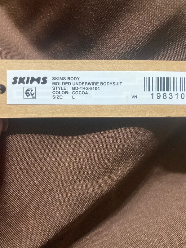 SKIMS Body Molded Underwire Bodysuit L - Image 5