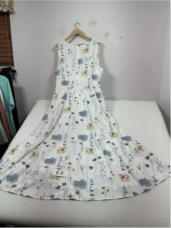 Womans Excellent Sleeveless Floral Maxi Dress XXL Multicolor Back Zip - Image 2