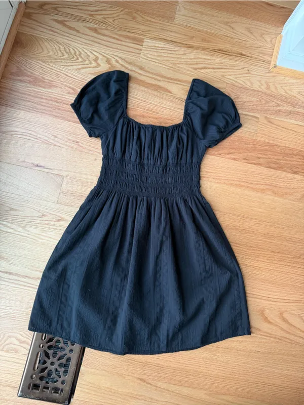 Sunday Best Aritzia Black Smocked Puff Sleeve Mini Dress XS - Image 3
