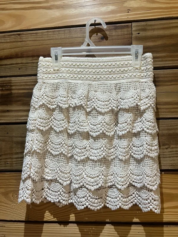 India Boutique White Lace Mini Skirt - Image 3