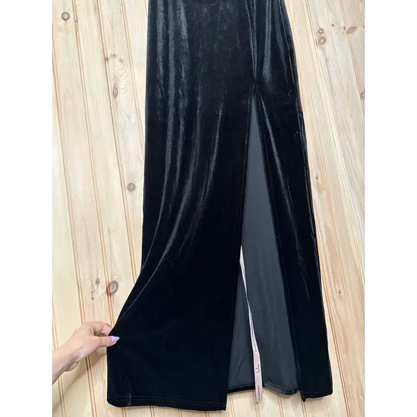 NWT Lulus Eternal Elegance Black Velvet Short Sleeve Maxi Dress Party Holiday L - Image 5