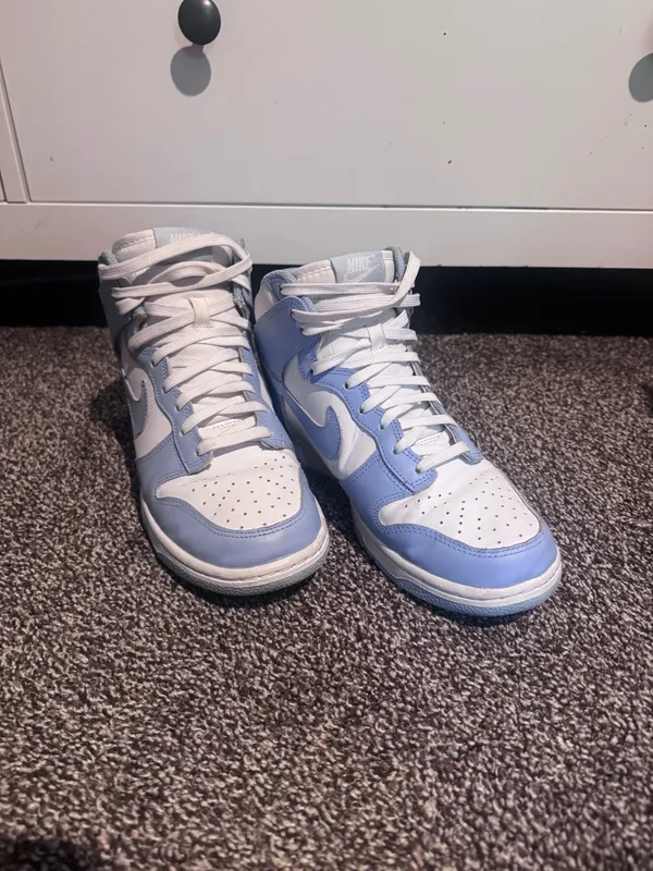 Nike Women’s Dunk High Aluminum - Image 2