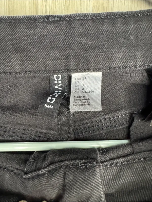 H&M Black Denim Cargo Pants 🖤 - Size 2 - Image 4