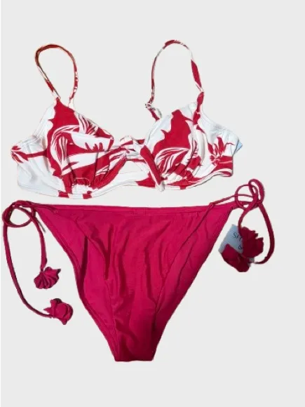 Shade & Shore Red Floral Bikini Set with Tie-Side Bottoms - Image 3