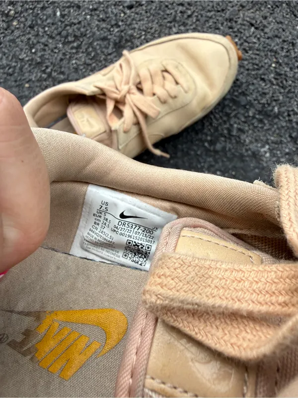 Nike Daybreak Premium Tan Beige Suede Sneakers Women’s 7.5 - Image 7