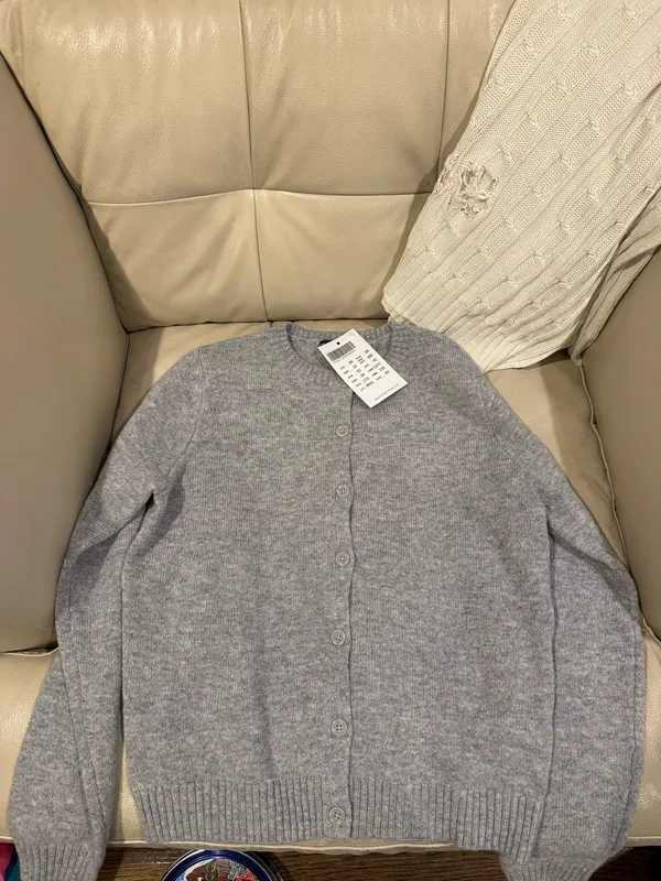 Brandy Melville Cardigan - Image 3