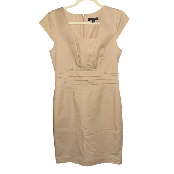 Banana Republic Kate Sheath Dress size 6 petite beige neutral fitted square neck - Image 4