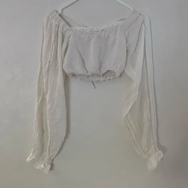 Sim & Sam White Peasant Crop Top Size S Long Sleeve Boho Cottagecore - Image 3