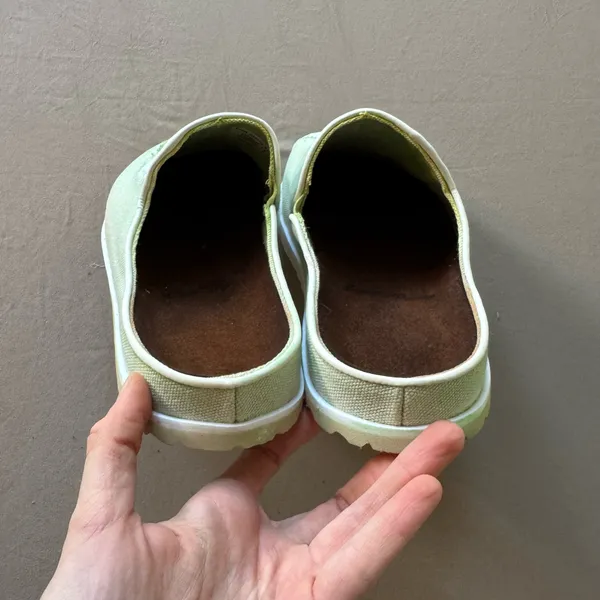 date me just for practice canvas leather clogs - Image 9