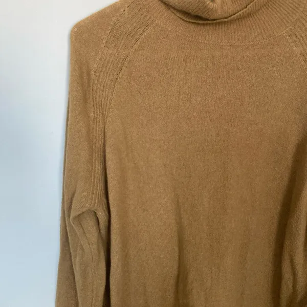 J. CREW Women's Brown Turtleneck sweater M AF023 Merino Wool Alpaca Blend Preppy - Image 2