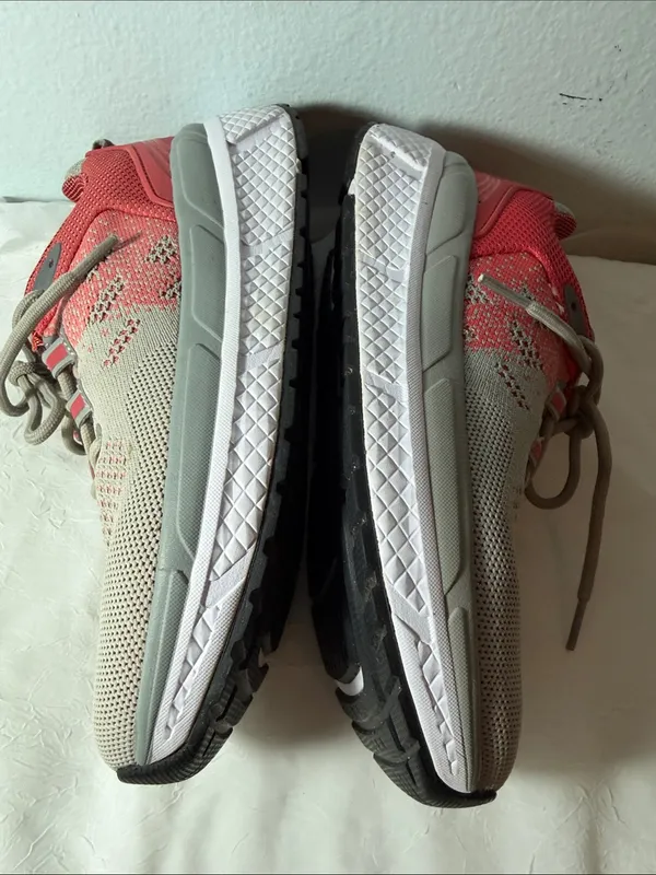 Propet Women's Gray and Coral Athletic Running Shoe - Image 8