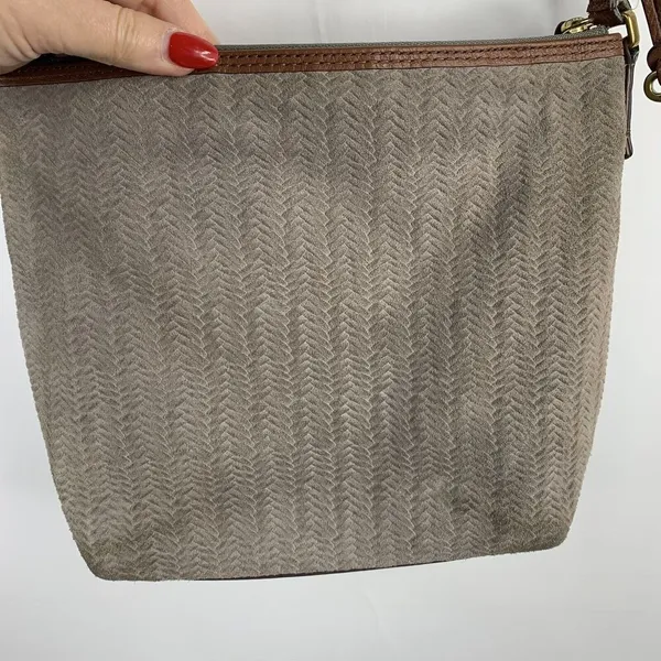 Fossil Leather Crossbody Bag Brown Purse Zippered Pockets Adjustable‎ Travel Bag - Image 3