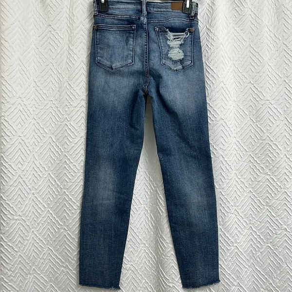 Judy Blue Relaxed Fit Frayed Hem Skinny Jeans Size 1 /‎ 25 - Image 2
