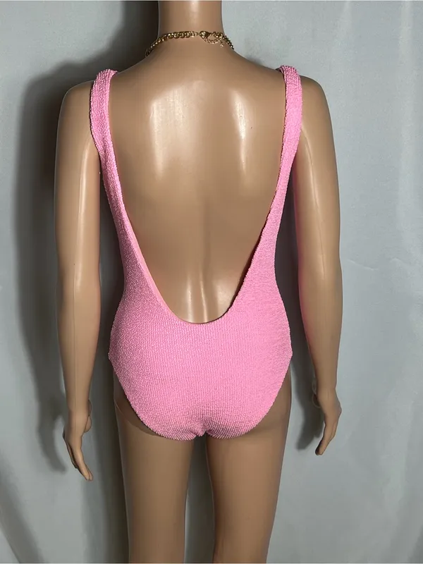 It’s Now Cool Pink Crinkle One Piece Swimsuit Women’s M Low Back Scoop Neck - Image 3