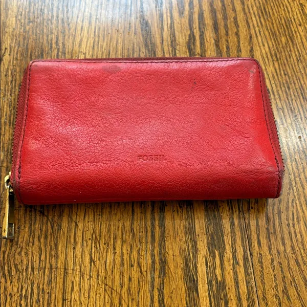 Fossil Bright Red Leather Clutch - Image 2