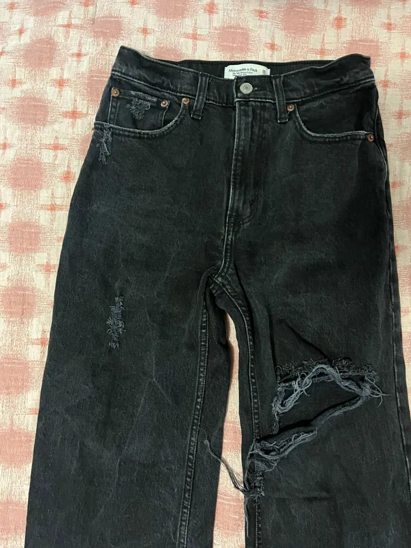 Abercrombie Jeans - Image 5